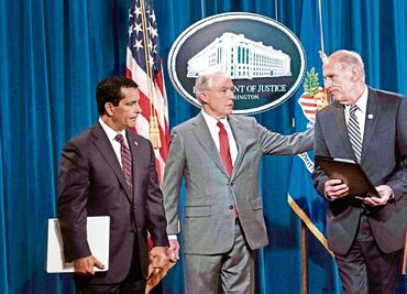 Casa Blanca aumenta ofensiva contra filtraciones de datos