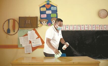 Piden incluir en regreso a aulas pruebas de Covid