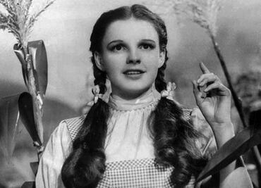 La vida de Judy Garland: su éxito como Dorothy y sus problemas de salud mental