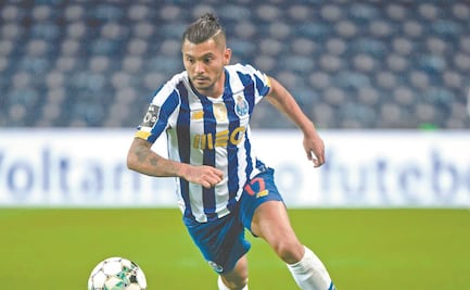 Mira el golazo del "Tecatito" Corona frente al Gil Vicente