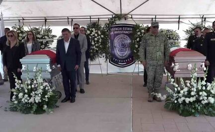 Despiden con homenaje a agentes de investigación en Chihuahua; reconocen trayectoria de Pedro Oseguera y Manuel Méndez
