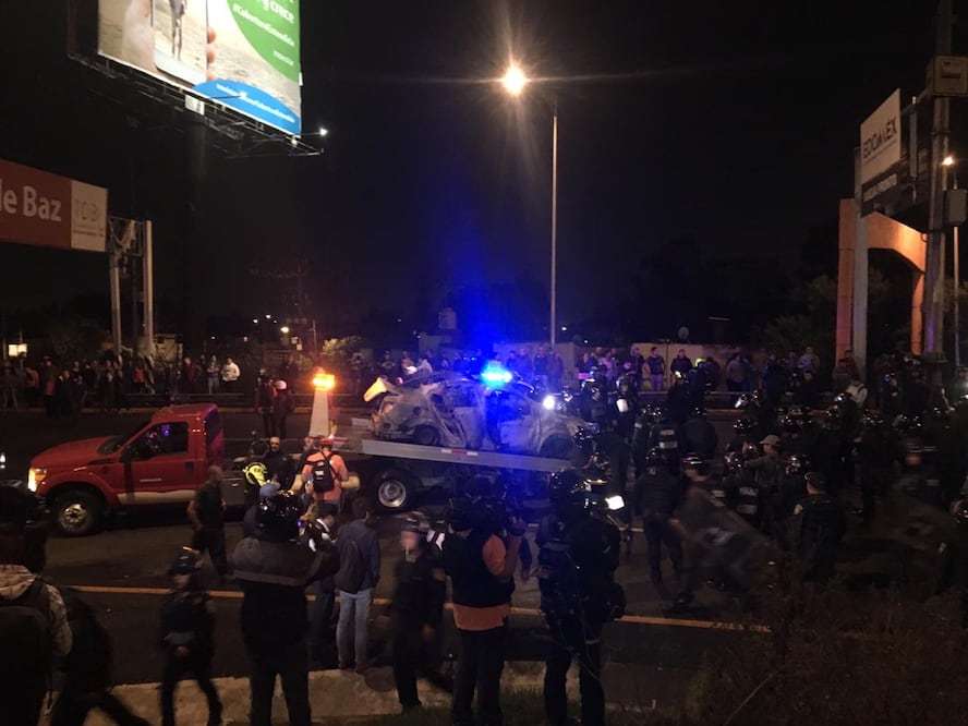 Policía Federal libera la carretera México-Pachuca (Fotografía de Yara Silva para El Gráfico)