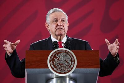 Asegura AMLO que ministro en retiro asesora a sus adversarios sobre amparos contra Santa Lucía