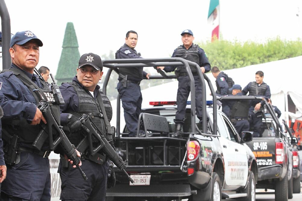 Se alistan polis de Atizapán para recibir la Navidad