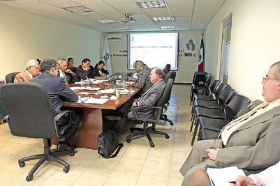 Pide MAM cerrar filas por austeridad