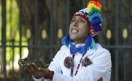 Hombre se casa con un árbol en Madrid; el activista del Amazonas peruano llama a proteger el planeta