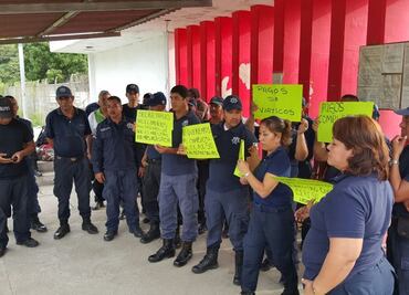 Protestan custodios de penal de Lázaro Cárdenas, Michoacán