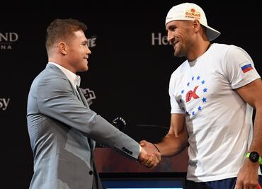 ¿Cuánto subió de peso 'Canelo' para la pelea contra Kovalev?