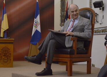 Triunfo de Trump abriría guerra diplomática y económica: Krauze