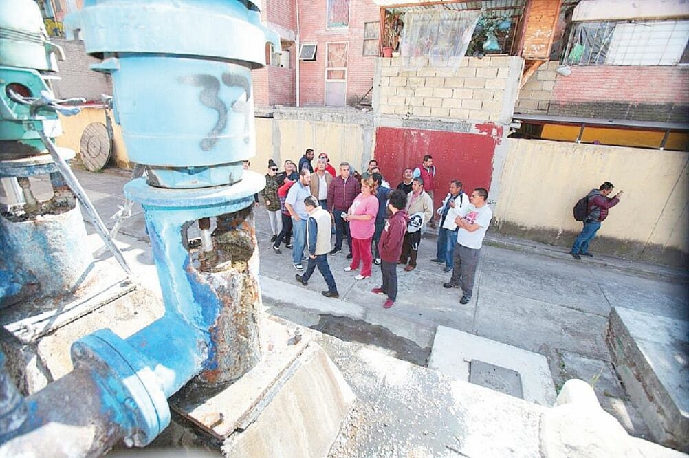 El ayuntamiento acusó a la anterior administración de no reparar las fugas, una de las causas del desabasto en el municipio. Foto: ESPECIAL