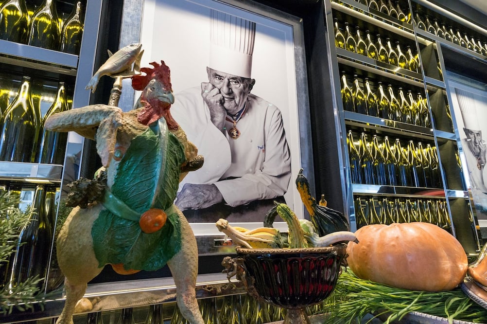 Esta receta fue creada por el fallecido Paul Bocuse el día que se le entregó la Cruz de la Legión de Honor (Crédito: Reuters)
