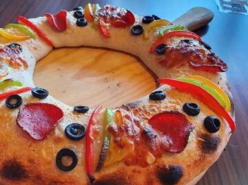 Lo que nos faltaba, la roscapizza para el 6 de enero
