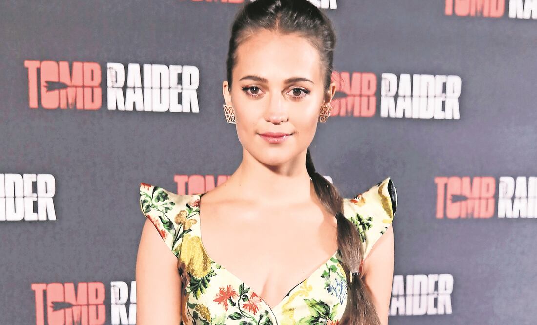 La actriz asistió a la alfombra roja de la película en México. (GRANT POLLARD. AP)