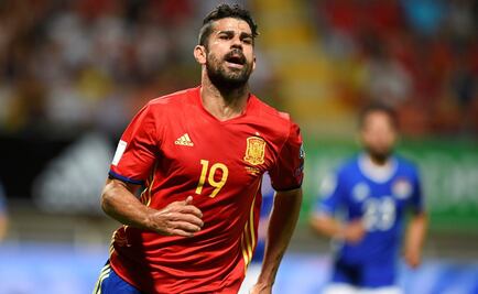 España aplasta a la débil Liechtenstein