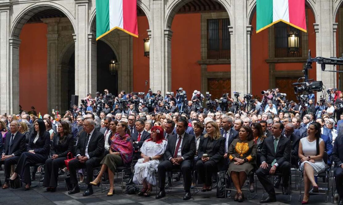 Gobernadores de Morena y oposición respaldan a Claudia Sheinbaum en su Primer Informe de Gobierno; destacan avances en seguridad, economía y la relación con Estados Unidos. Foto: Presidencia