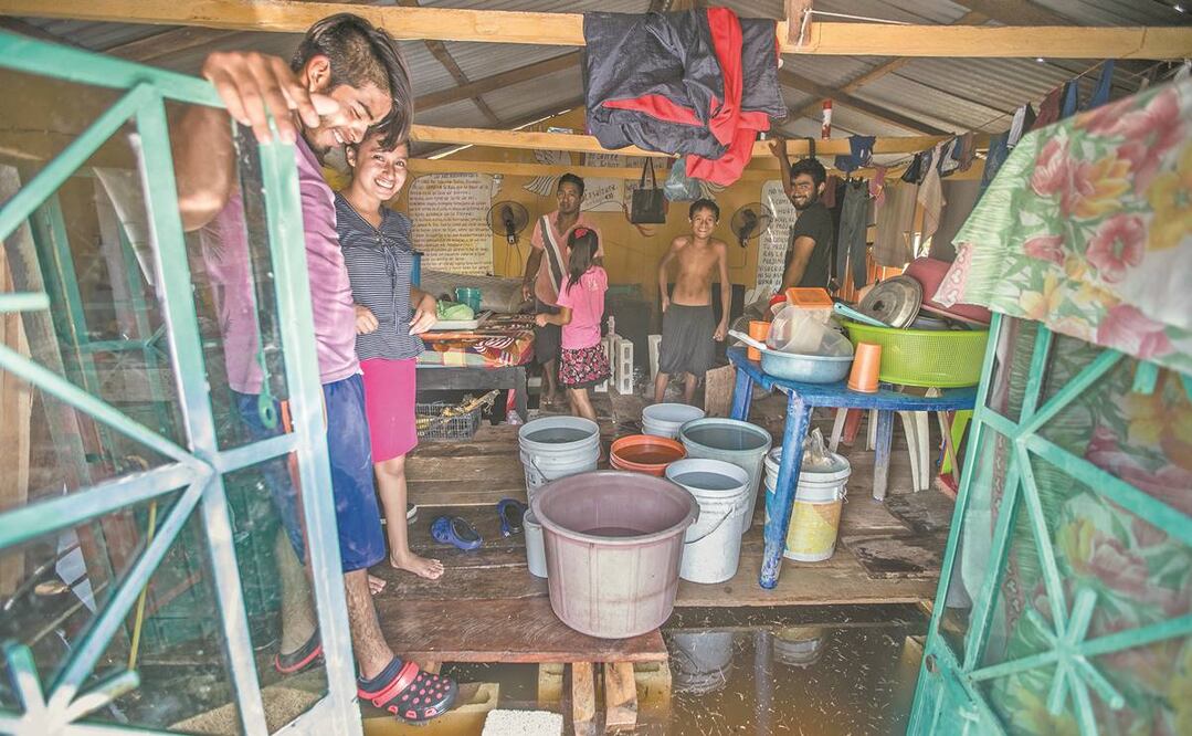 La comunidad indígena de Ranchería Cantemoc, donde se habla el dialecto yokot ’an, no estaba preparada para una crisis como ésta: la mayor parte de su población vive al día y no tiene cerca un lugar provisional al cual acudir. Foto: GERMÁN ESPINOSA