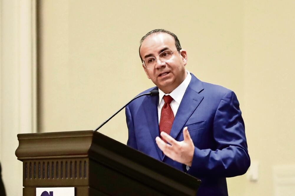 Alfonso Navarrete dijo que para el debate de candidatos el protocolo de seguridad está en curso. Foto: LUCÍA GODINEZ EL UNIVERSAL