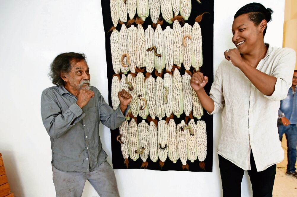 Tanto el maestro Toledo como Sabino Guisu señalan que el país está siendo arrastrado por intereses particulares; el primero pide diálogo abierto, el segundo avizora una posible revolución (LUIS CORTÉS. EL UNIVERSAL)