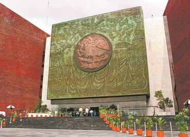 Diputados del PRD van por comparecencia de titulares de Salud e Insabi