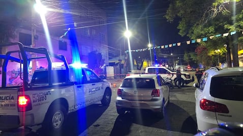 Localizan a dos personas sin vida dentro de un carro en la alcaldía Iztacalco; SSC analiza cámara de seguridad