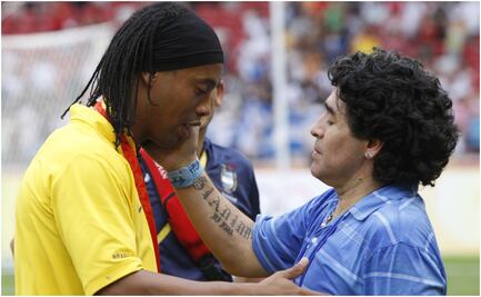 Maradona defiende a Ronaldinho después de su arresto