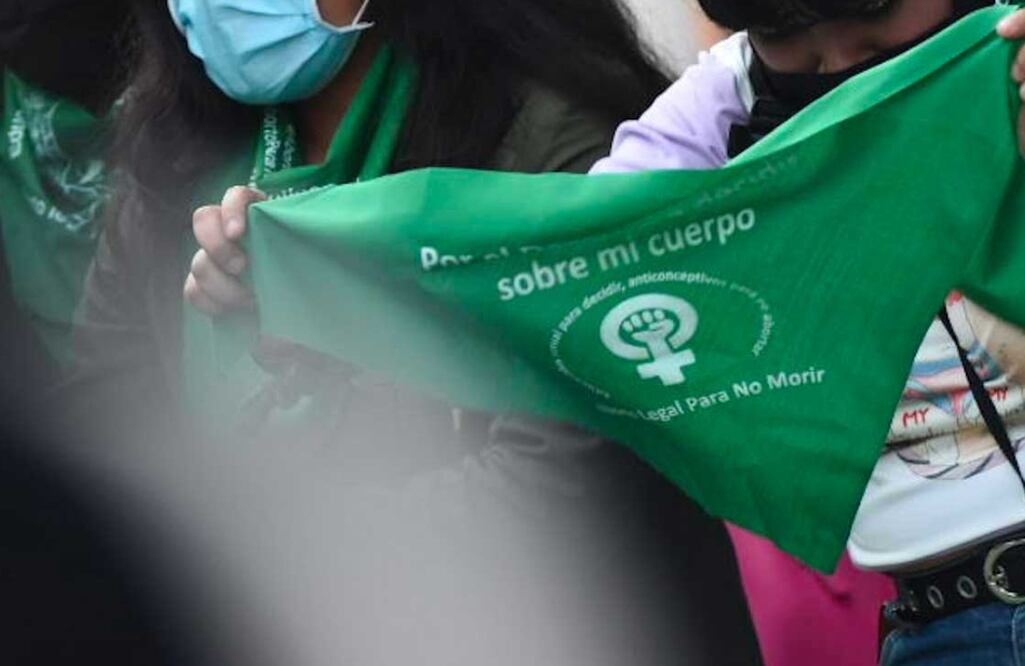 Monserrat Vázquez García forma parte del Agrupamiento Femenil de Fuerzas Especiales desde hace un año y cinco meses; comentó que al terminar las marchas feministas hacen un balance de cómo se encuentran sus integrantes. Foto: Jorge Alvarado/ EL UNIVERSAL