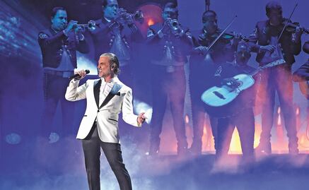 Alejandro Fernández presenta a Cayetana, la dueña de sus serenatas