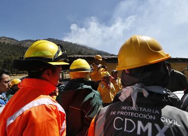 Servidores de la Nación reciben curso de protección civil