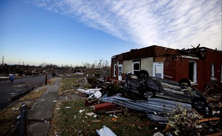 Sube a más de 70 la cifra de muertos por tornados en Kentucky, EU