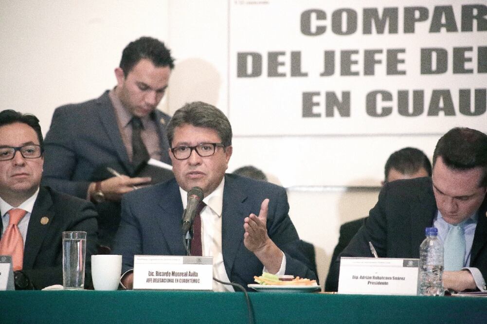 En su comparecencia, el delegado celebró la intervención de empresas asentadas en la delegación (ALEJANDRA LEYVA. EL UNIVERSAL)