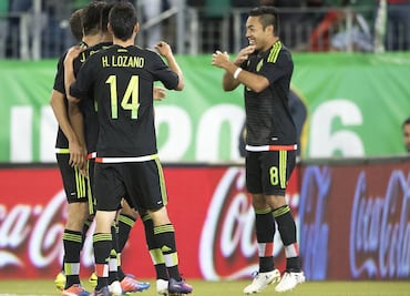 Con poco brillo, México derrota 2-1 a Nueva Zelanda
