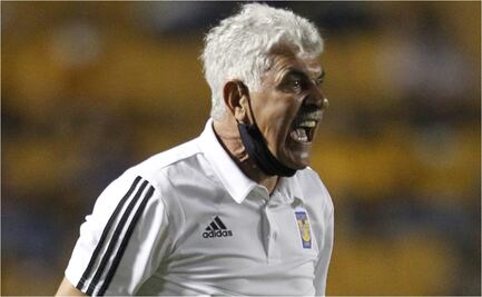 Tuca Ferretti: El árbitro inclinó la balanza a favor del América