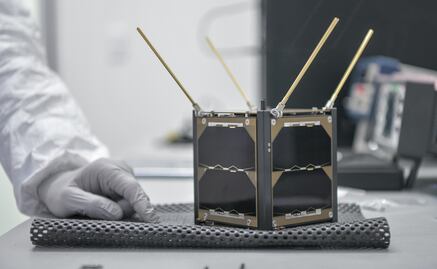 Nanosatélite mexicano llega a NASA para pruebas finales