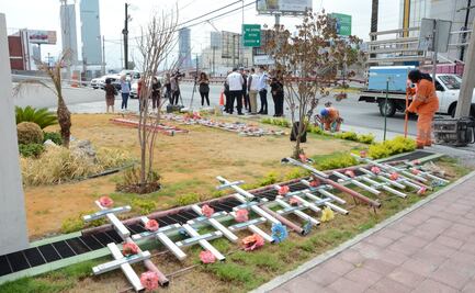 A 11 años de tragedia del Casino Royale en NL, destruyen área donde familiares de víctimas colocan ofrendas florales