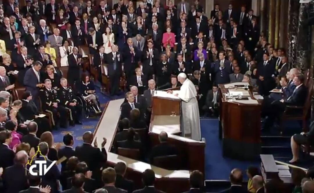 "Ninguna religión es inmune al extremismo ideológico": Papa