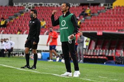 Abucheos a JJ Macías son de americanistas y atlistas: Jaime Lozano