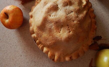 Hornea un pie de manzana al estilo americano