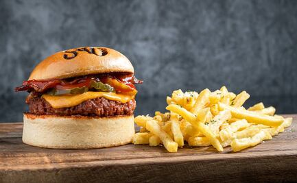 Hamburguesa "plant-based", la nueva tendencia sin carne (que no es vegana)