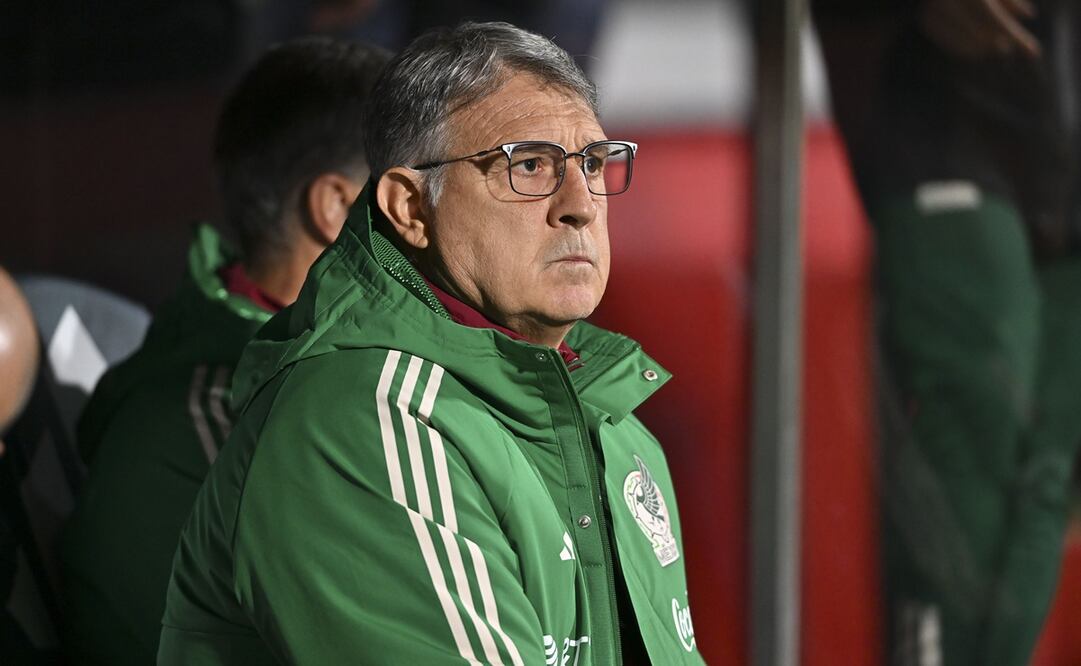 Gerardo Martino en el banquillo durante el partido amistoso contra Suecia / Foto: Imago7