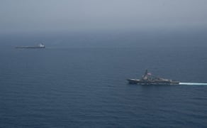 Fuerzas de EU por poco interceptan buque chino en Medio Oriente por un informe erróneo hecho con IA (imagen ilustrativa) Foto: Ilustrativa / X (@CENTCOM)
