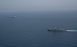 EU intercepta buque iraní “Flota sombra”; transportaba petróleo y gas a mercados extranjeros