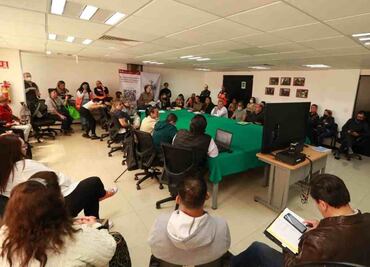 Ante microsismos, vecinos de Mixcoac se reúnen con titular de Protección Civil