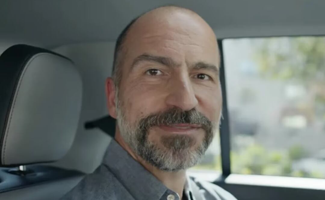 Dara Khosrowshahi, el CEO de Uber reveló que trabajó durante algunos meses como conductor de la empresa
Twitter: @dkhos / Foto: Tomada de Twitter