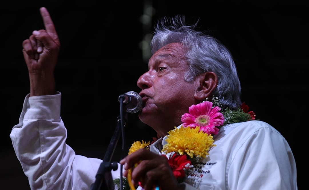 El candidato Andrés Manuel López Obrador en mitin en Chilpancingo, Guerrero. Fotografía de Valente Rosas