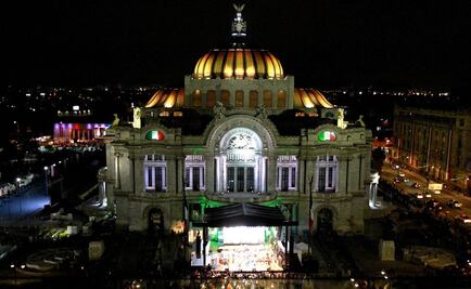 Largas filas en la madrugada para despedir a Juan Gabriel