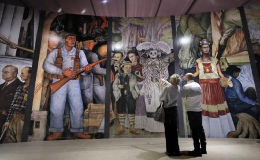 Frida Kahlo y Diego Rivera protagonizan muestra en Moscú