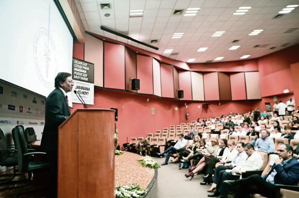 Abelardo Meneses, director del Instituto Nacional de Cancerología, explicó que la campaña Mañana es hoy busca crear conciencia sobre el cáncer (ALEJANDRA LEYVA. EL UNIVERSAL)