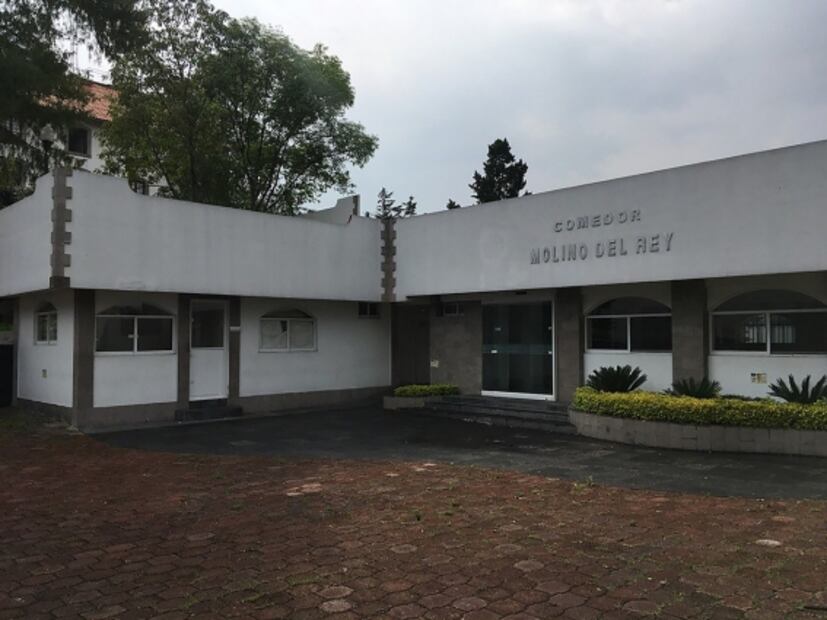 Así se van transformando Los Pinos para acoger a médicos