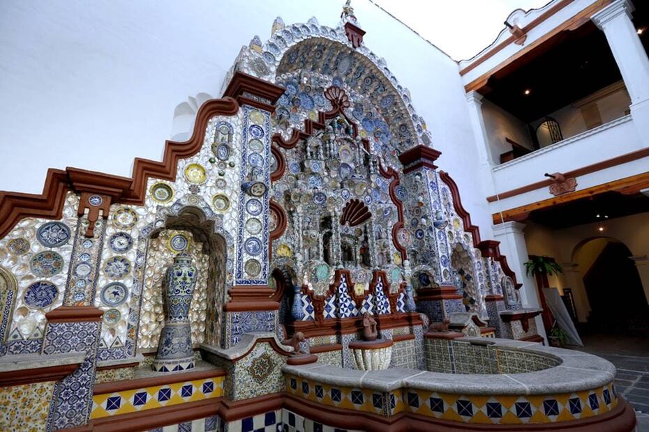 La Casa del Risco, en Álvaro Obregón, es otro caso en que se usaron azulejos y talavera como símbolo de riqueza y gusto por el arte nacional. ESPECIAL.