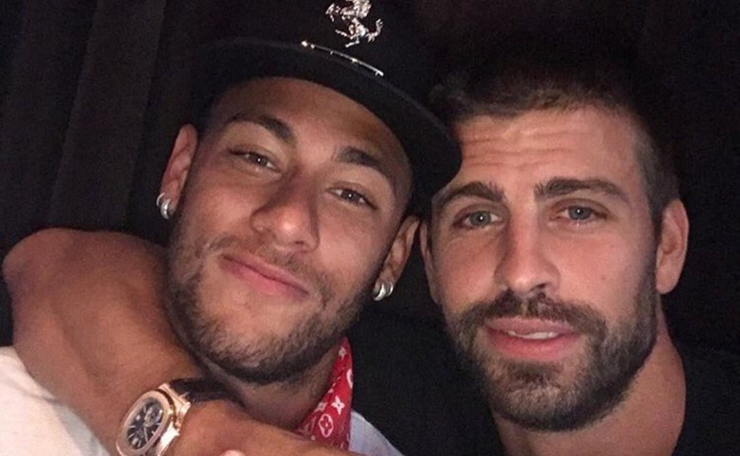 Neymar junto a Piqué el día de la foto 'Se queda' / Foto: Twitter Gerard Piqué